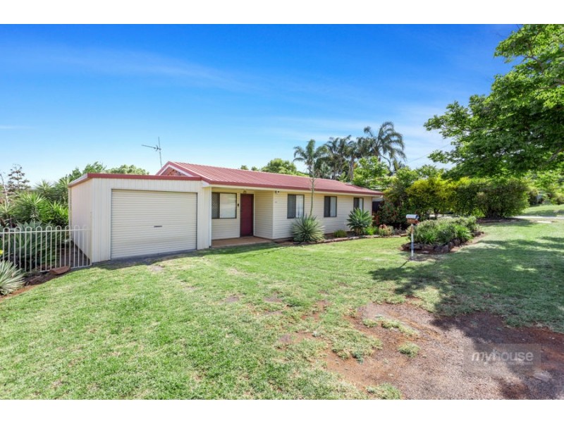118 Hogg Street, Wilsonton Heights QLD 4350