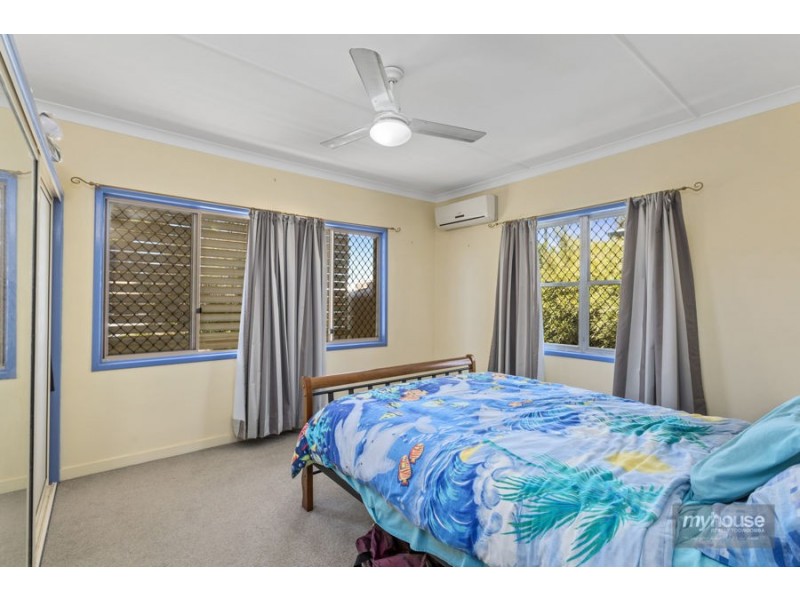 11 Merritt Street, Harristown QLD 4350