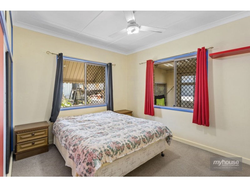 11 Merritt Street, Harristown QLD 4350
