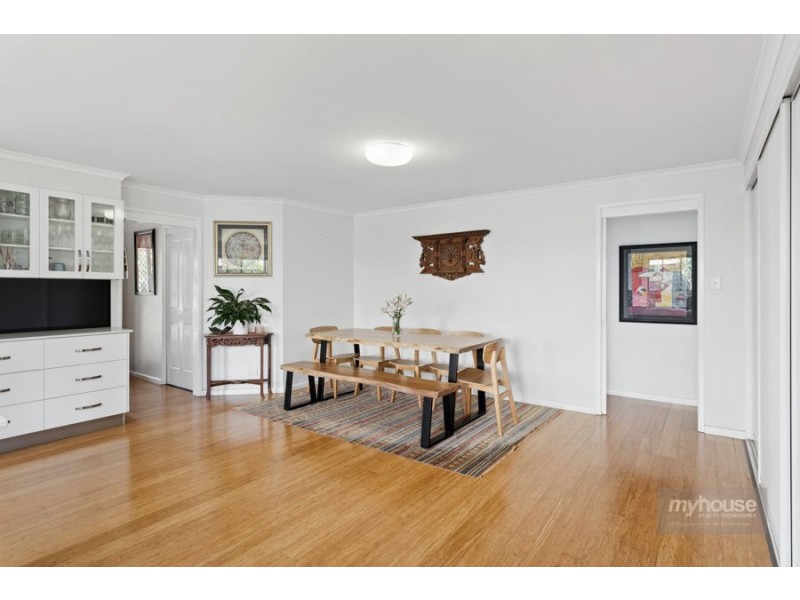 5 Paulene Crescent, Kearneys Spring QLD 4350