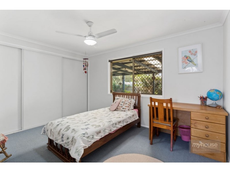 5 Paulene Crescent, Kearneys Spring QLD 4350