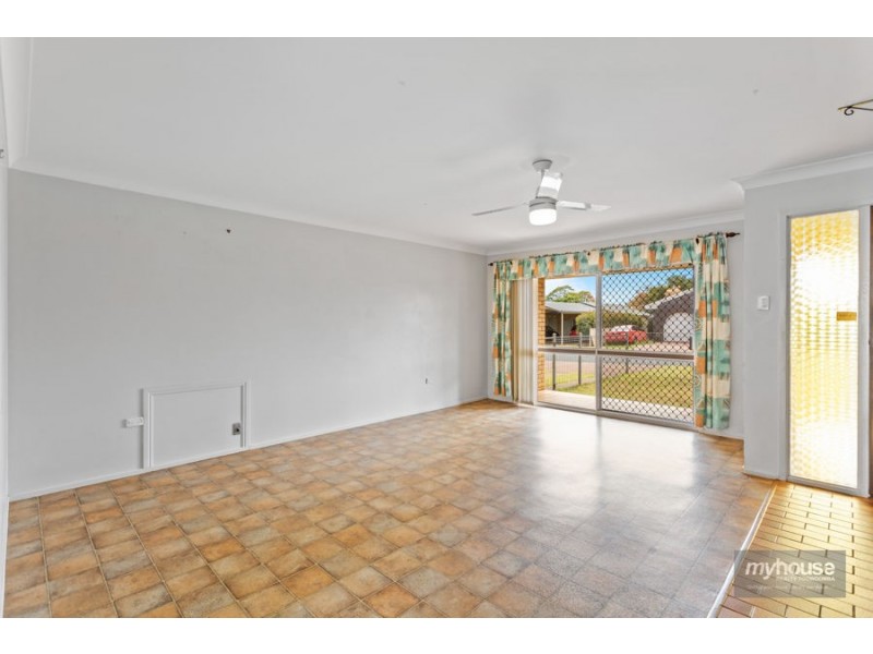 2 Sampson Street, Wilsonton QLD 4350
