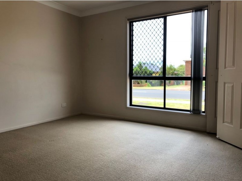 1/474 Stenner Street, Darling Heights QLD 4350