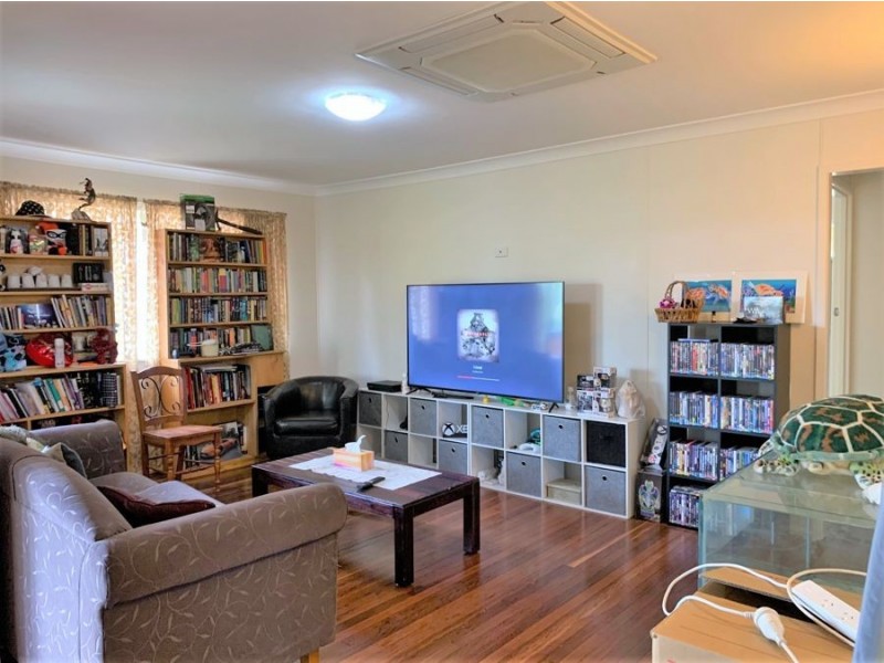 20 Tara Street, Wilsonton QLD 4350