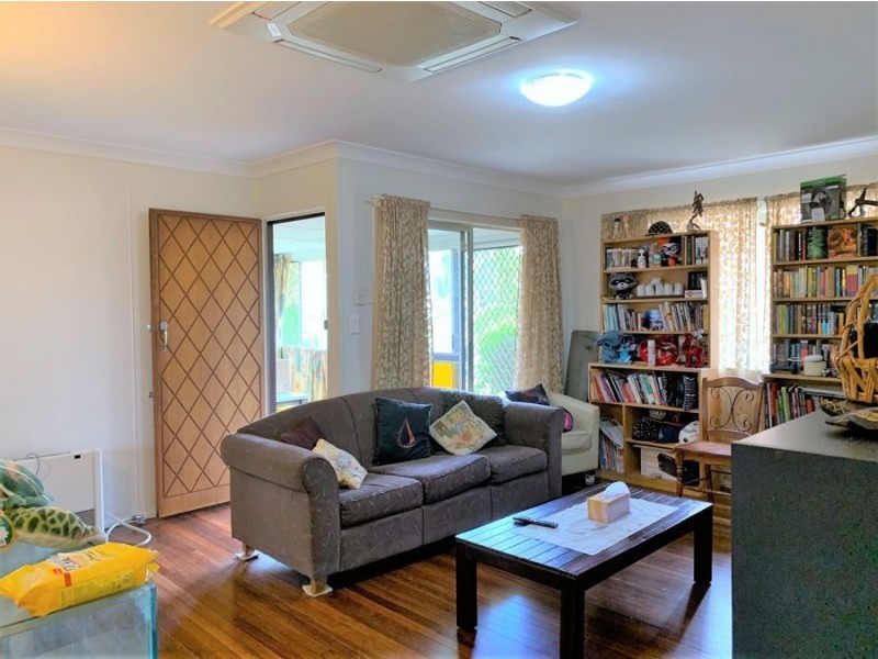 20 Tara Street, Wilsonton QLD 4350