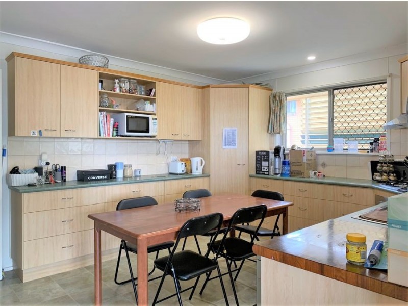20 Tara Street, Wilsonton QLD 4350