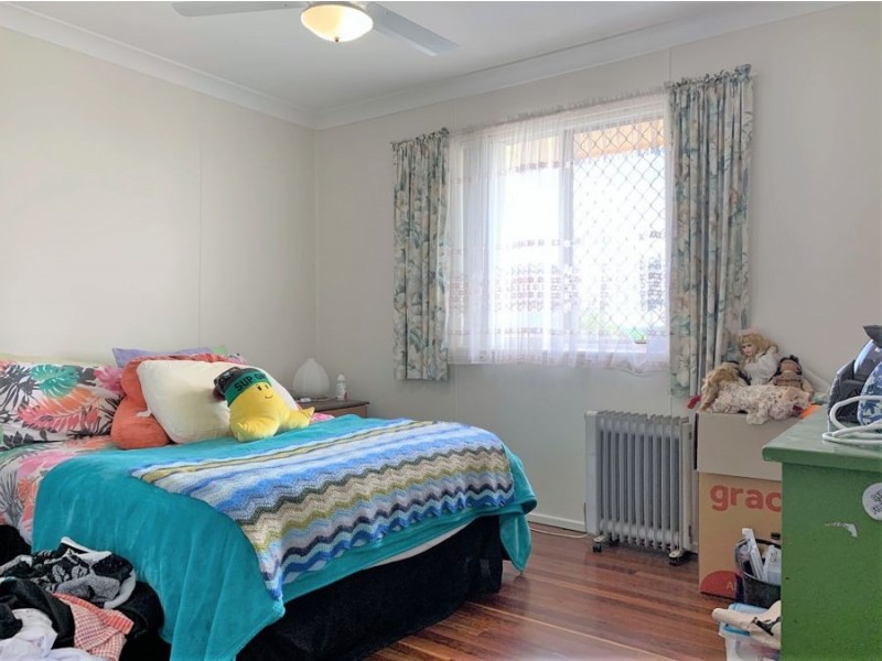 20 Tara Street, Wilsonton QLD 4350