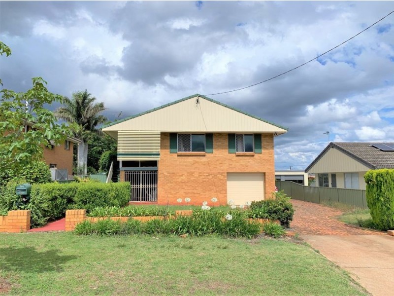 20 Tara Street, Wilsonton QLD 4350