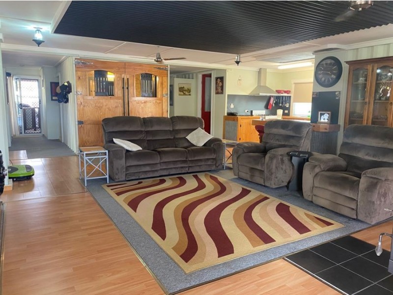 13 Free Street, Nobby QLD 4360