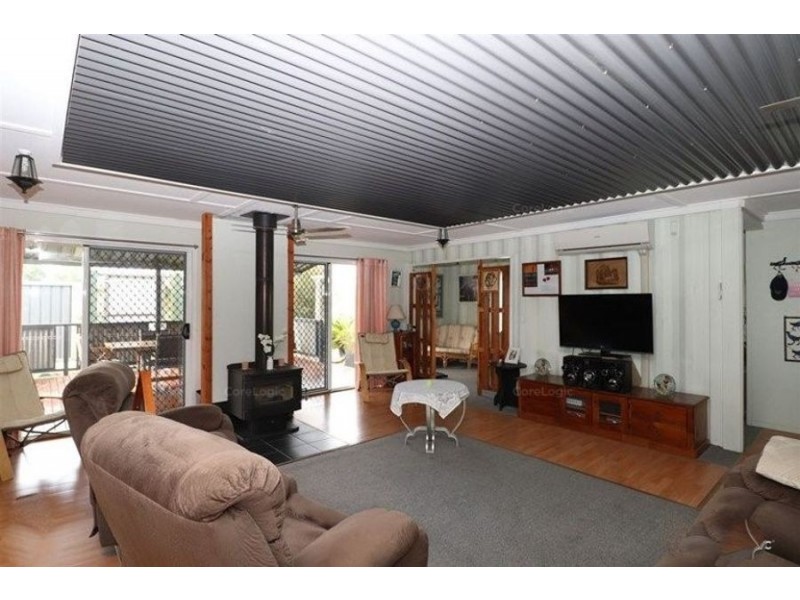 13 Free Street, Nobby QLD 4360