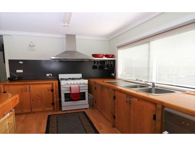 13 Free Street, Nobby QLD 4360