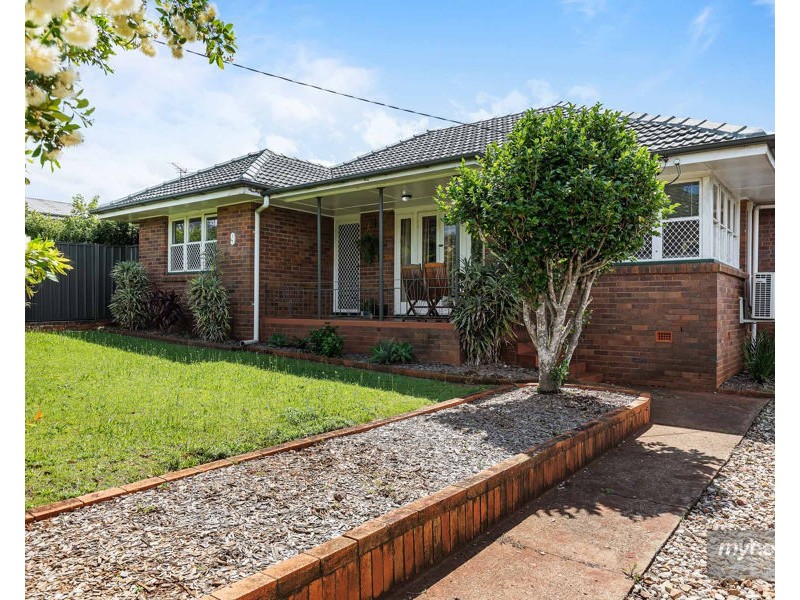 9 Drayton Road, Harristown QLD 4350