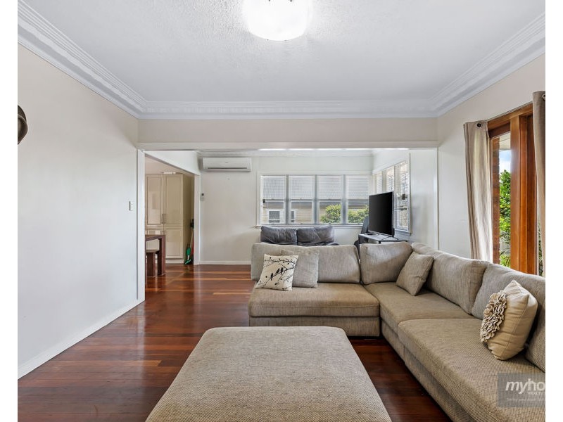 9 Drayton Road, Harristown QLD 4350