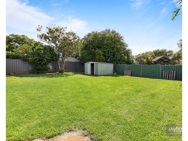 9 Drayton Road, Harristown QLD 4350