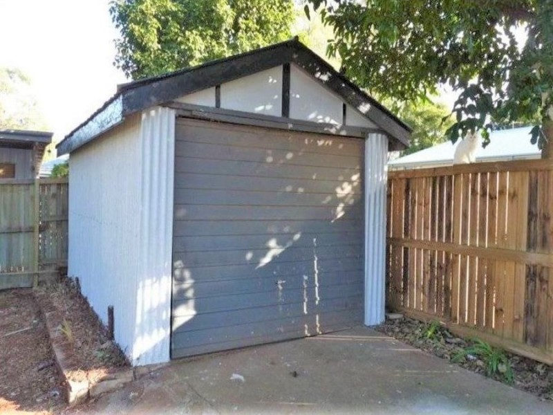 61 Mary Street, Mount Lofty QLD 4350