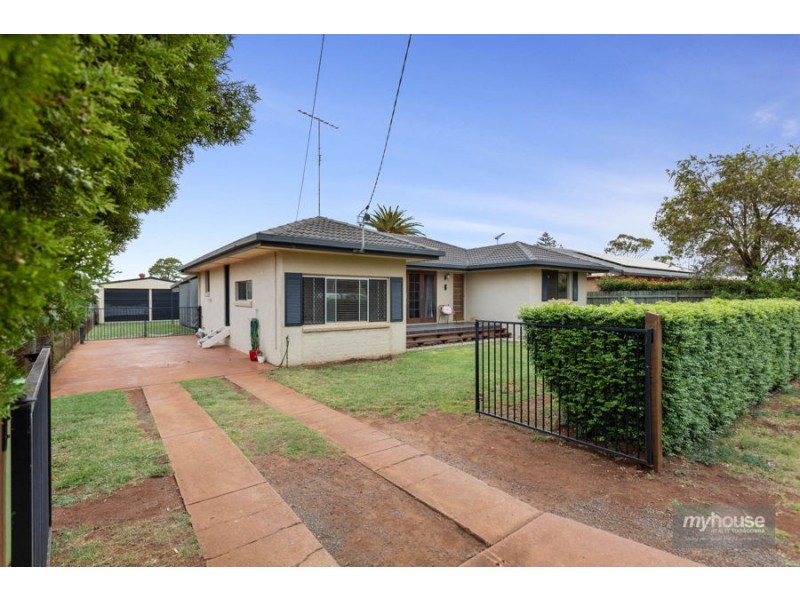 6 Lister Street, Harristown QLD 4350