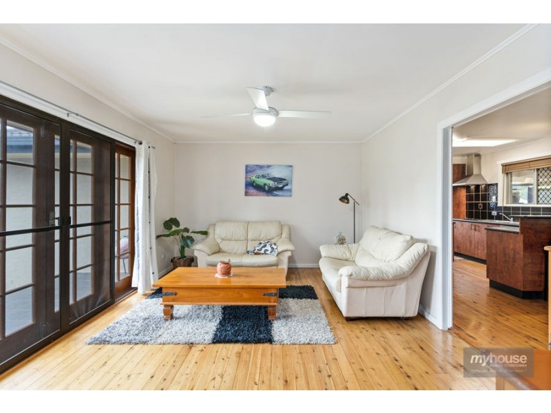 6 Lister Street, Harristown QLD 4350