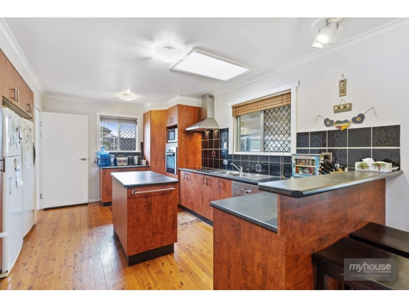 6 Lister Street, Harristown QLD 4350