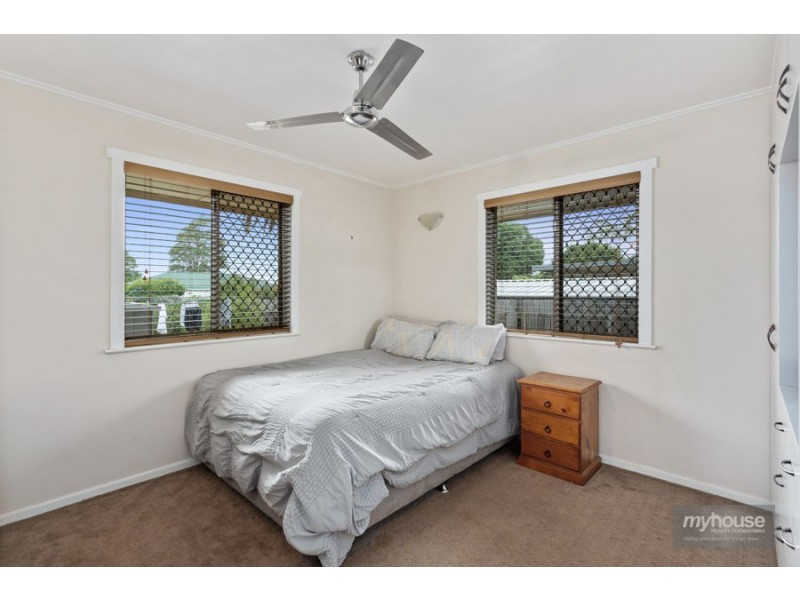 6 Lister Street, Harristown QLD 4350