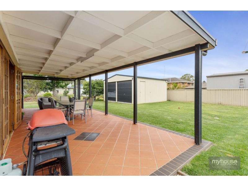 6 Lister Street, Harristown QLD 4350