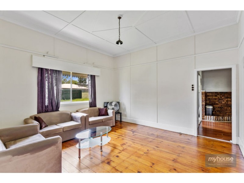 18 Link Street, North Toowoomba QLD 4350