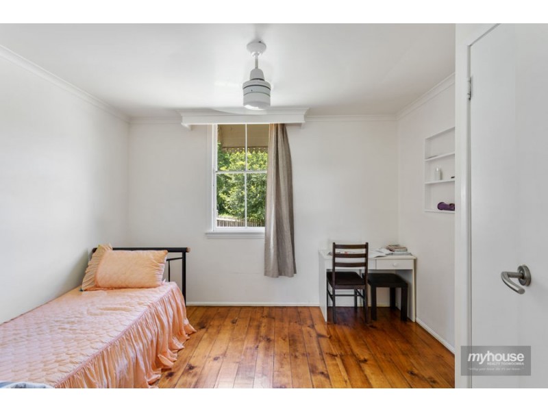 18 Link Street, North Toowoomba QLD 4350