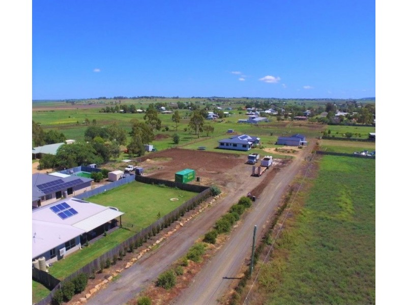 28 William Street, Cambooya QLD 4358