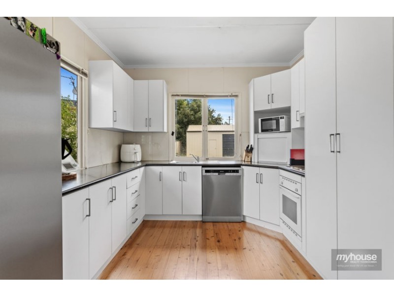 70 Dunne Street, Harristown QLD 4350
