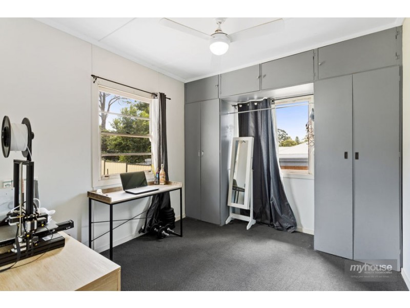 70 Dunne Street, Harristown QLD 4350