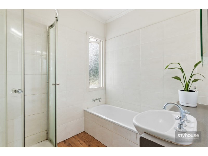 70 Dunne Street, Harristown QLD 4350