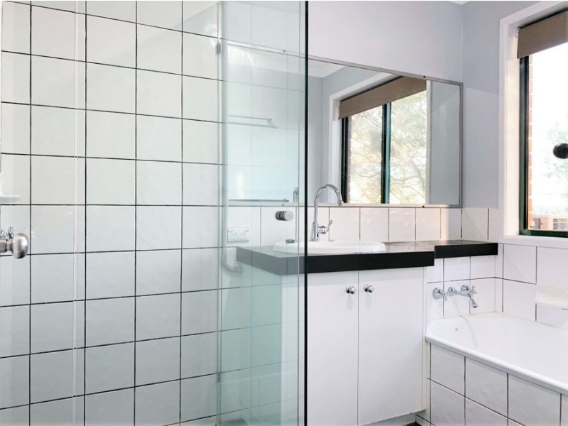 11 Koala Drive, Gowrie Junction QLD 4352