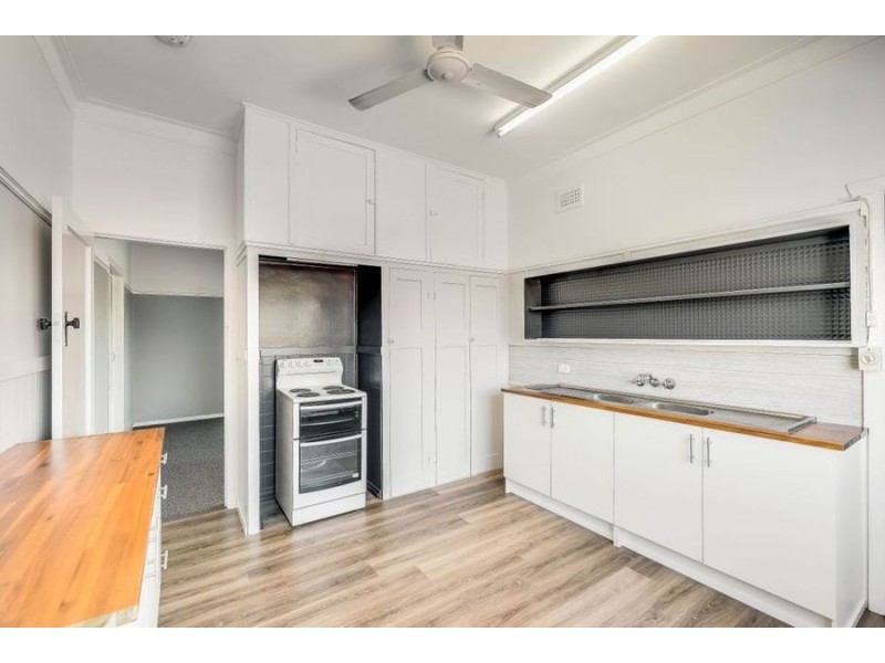 12 Jean Street, Harristown QLD 4350