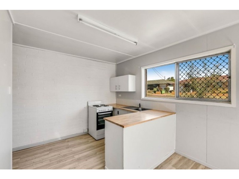 12 Jean Street, Harristown QLD 4350