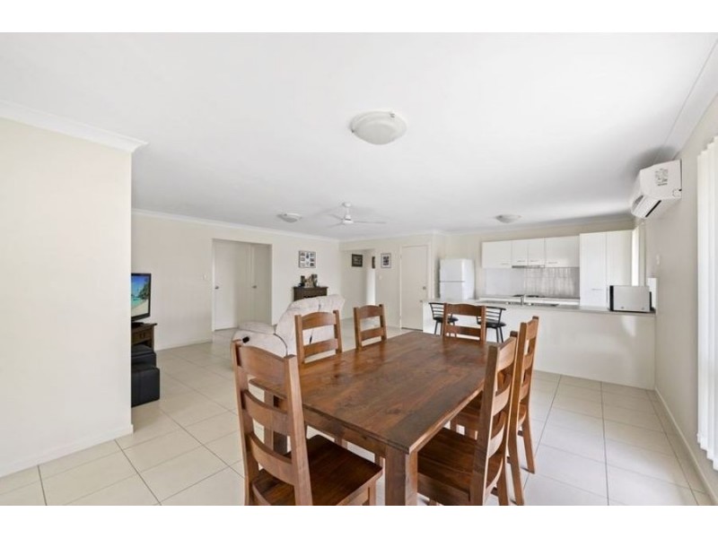 23 Mansell Boulevard, Cotswold Hills QLD 4350