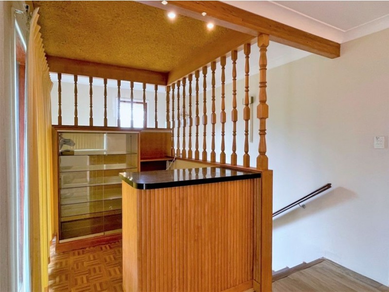 300 South Street, Harristown QLD 4350