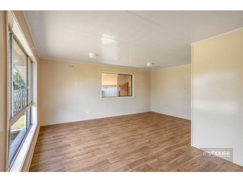 3 Shaw Court, Harristown QLD 4350