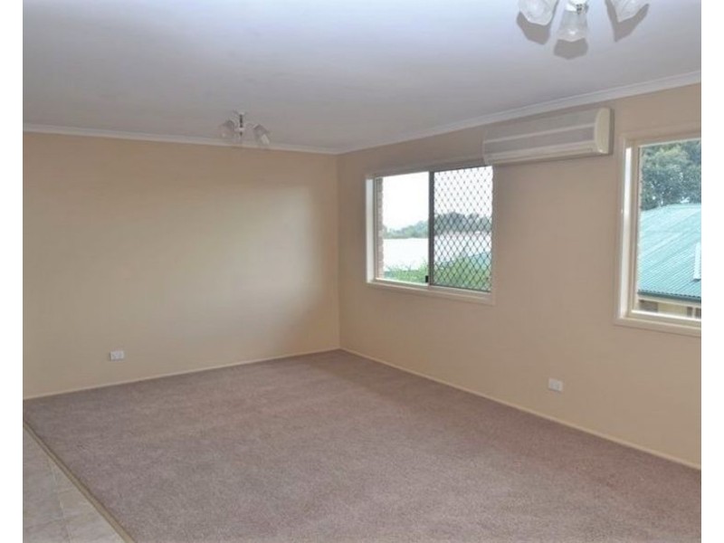 4 Nolan Court, Darling Heights QLD 4350