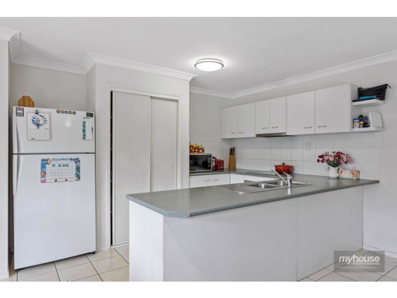 20 Wareena Crescent, Glenvale QLD 4350