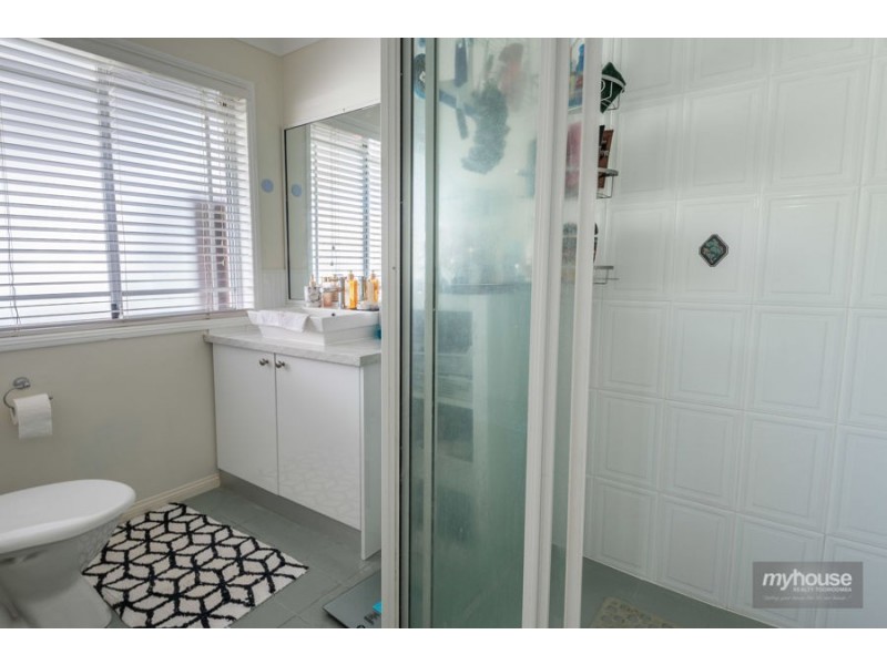 29 Reis Road, Highfields QLD 4352