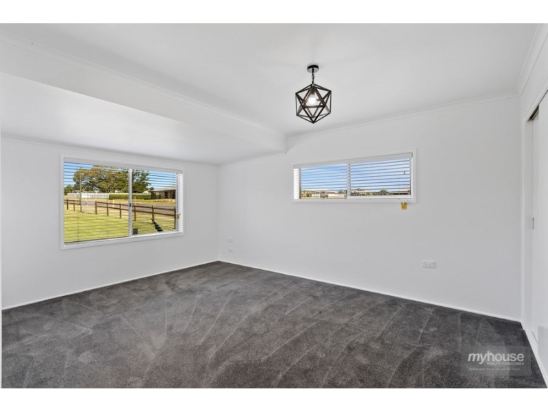 106 Polzin Road, Highfields QLD 4352