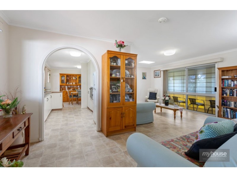 8 Greenwood Court, Darling Heights QLD 4350