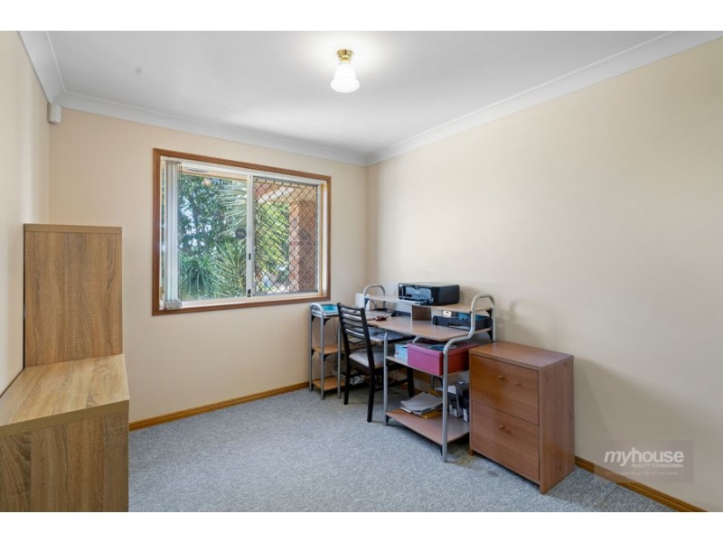 1/6 Darmstadt Court, Kearneys Spring QLD 4350