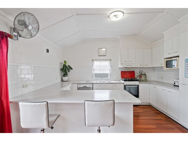 40 Tomkinson Street, Wilsonton QLD 4350