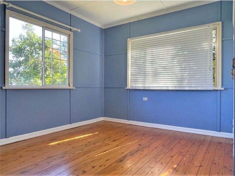 70 Crown Street, Rangeville QLD 4350