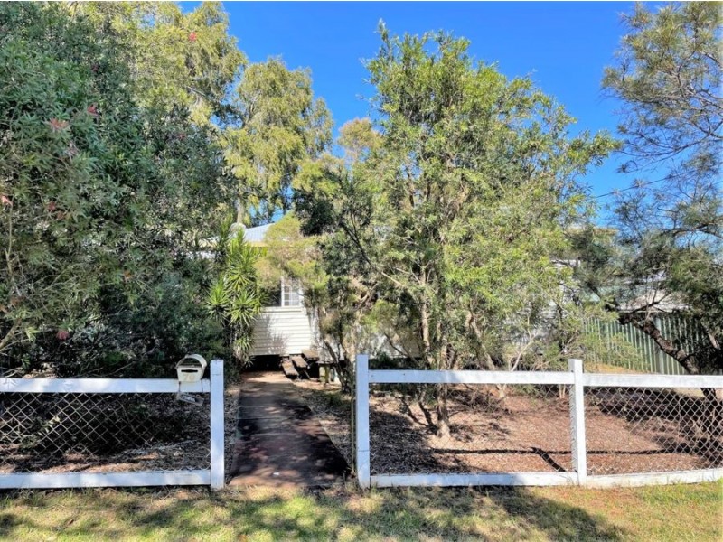 70 Crown Street, Rangeville QLD 4350