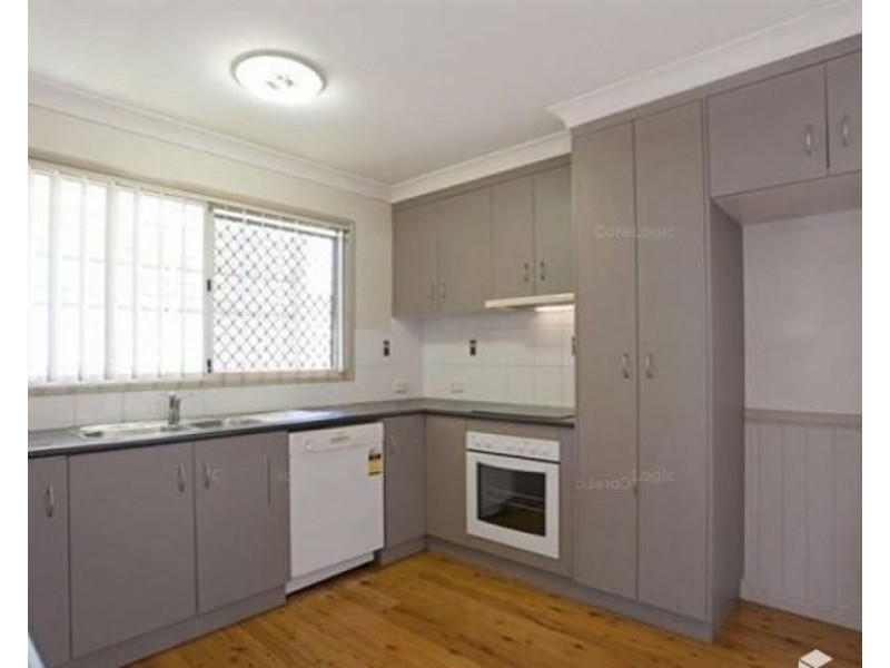 6 Vanity Street, Rockville QLD 4350