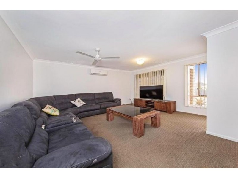 8 Bulloo Street, Glenvale QLD 4350