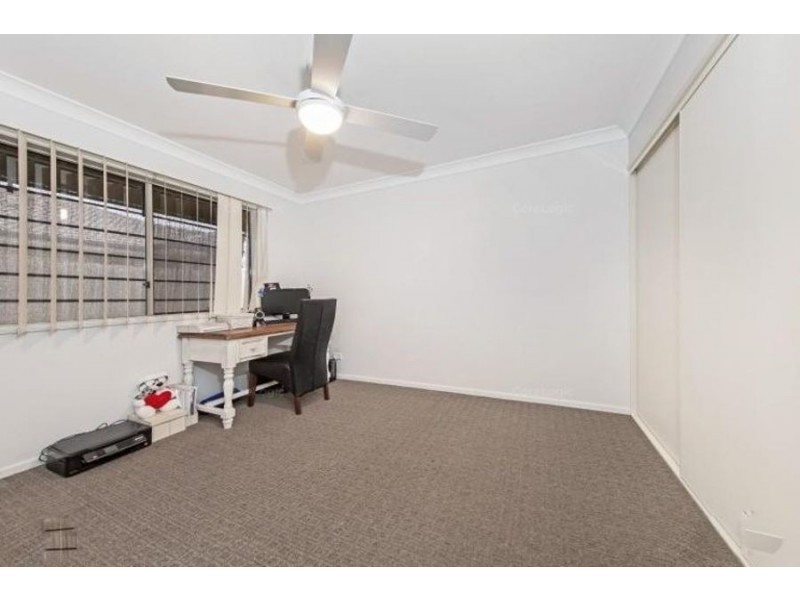 8 Bulloo Street, Glenvale QLD 4350