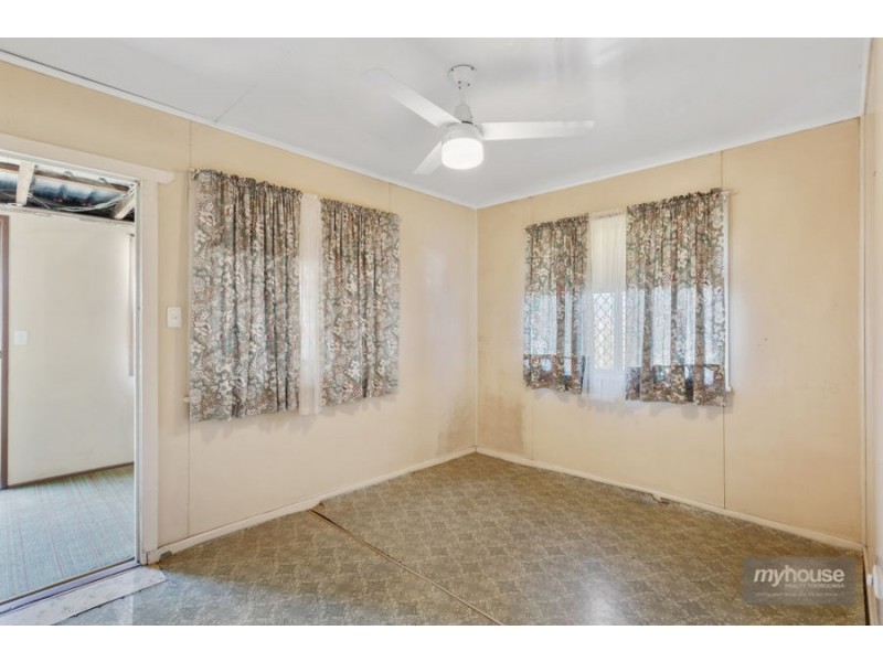 26 McDowall Street, Newtown QLD 4350