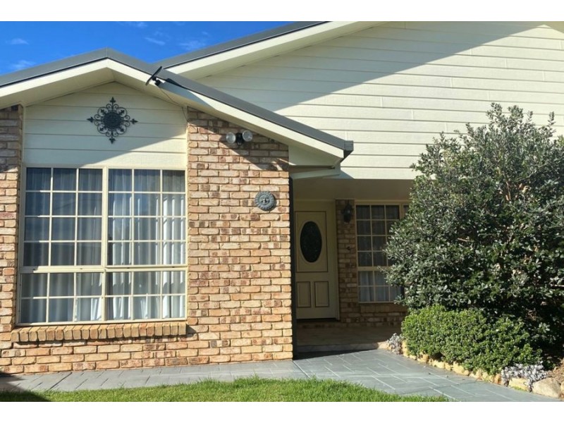 2 Nimrod Court, Wilsonton QLD 4350